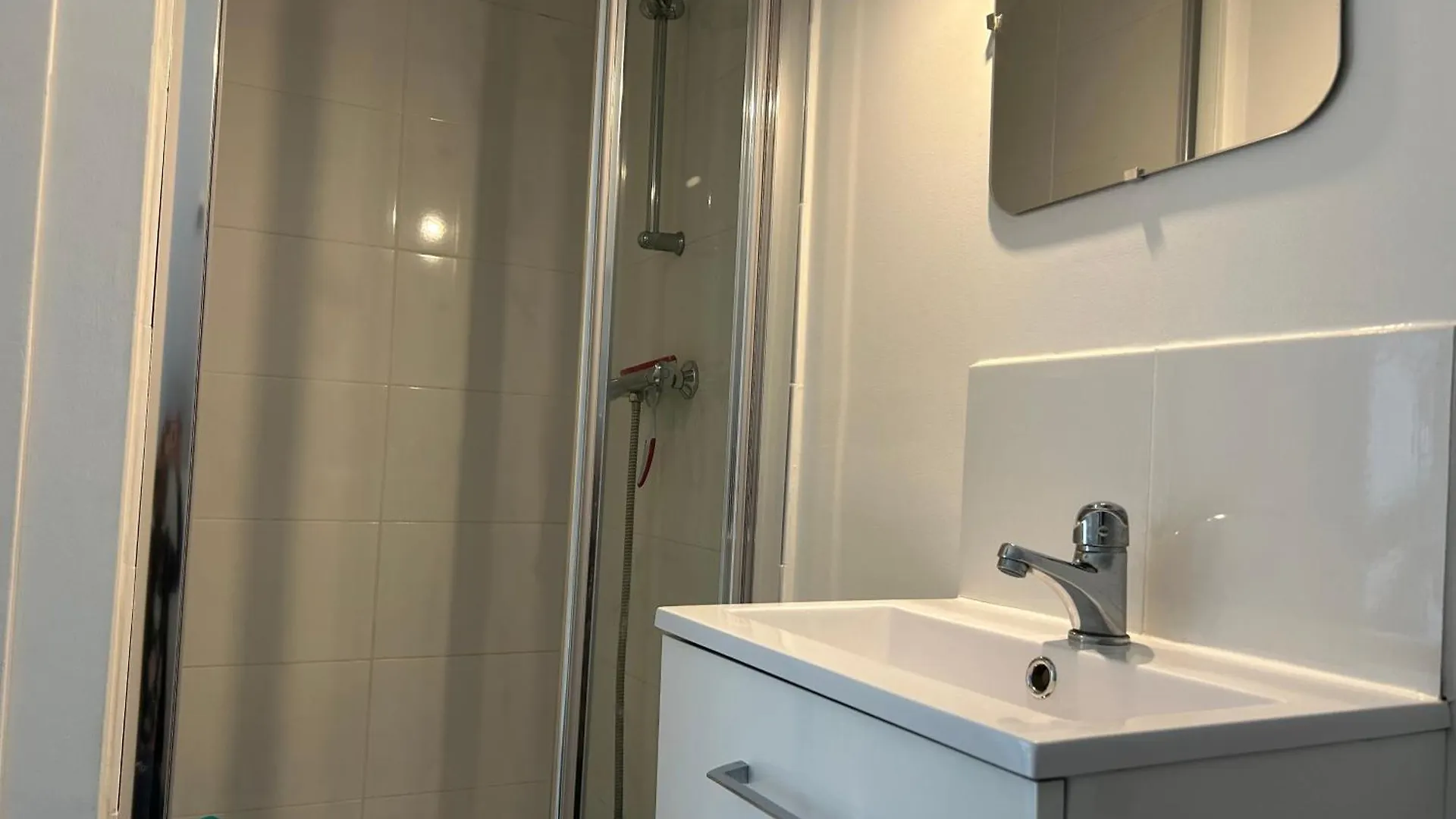 Вилла Kery House Calme Et Proche Du Centre Плёмёр